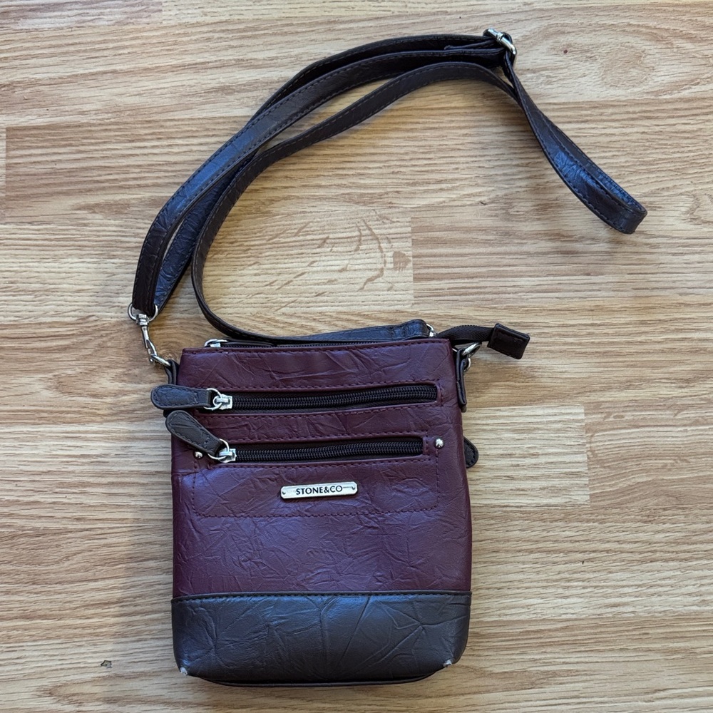 Stone & Co. Two-Tone Crossbody Bag ✨
